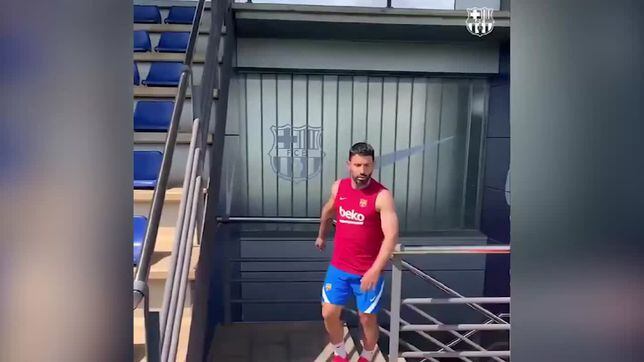 De locos: ¡El Kun Agüero se quiere ir del Barça!