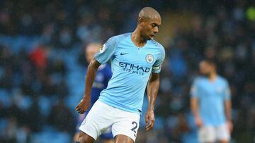 Manchester City are "fighting like animals" to hold off Liverpool – Fernandinho