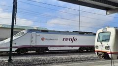 Tren AVE con la insignia del Xacobeo.
 RENFE
 24/01/2022