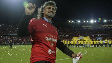 Oficial: Leonel Álvarez se va del Independiente Medellín