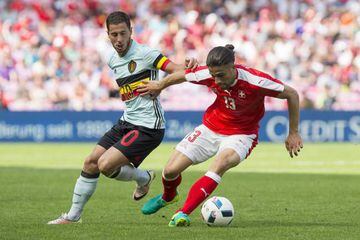 Ricardo Rodriguez in action against Eden Hazard.