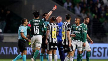El ‘palo’ del DT de Atlético Mineiro a Vargas: “No podemos aceptarlo”