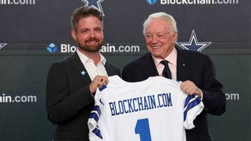 Dallas Cowboys owner Jerry Jones signs landmark deal with Blockchain.com