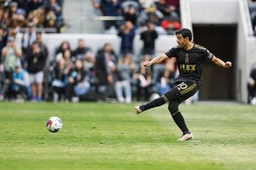 LAFC star Carlos Vela is MLS's best shirt seller as LA Galaxy's