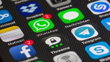 WhatsApp no compartirá tus datos con Facebook, de momento