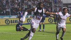 El Olimpia logra su tricampeonato en Honduras al remontarle a Motagua, además, hacen historia siendo campeones invictos.