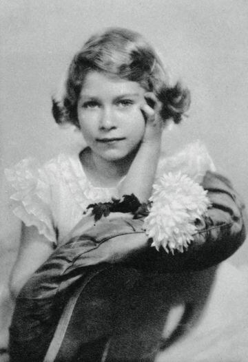 Isabel II con nueve años. 