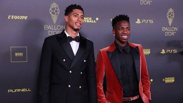 Soccer Football - 2023 Ballon d'Or - Chatelet Theatre, Paris, France - October 30, 2023 Real Madrid's Jude Bellingham and Vinicius Junior pose before the awards REUTERS/Stephanie Lecocq