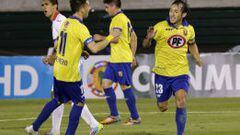 Gabriel Vargas celebra el gol que anot&oacute; en Asunci&oacute;n.