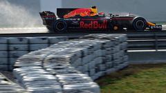 Red Bull Racing&#039;s Dutch driver Max Verstappen drives at the Circuit de Catalunya on March 2, 2017 in Montmelo, on the outskirts of Barcelona during the fourth day of the first week of tests for the Formula One Grand Prix season.  / AFP PHOTO / JOSE JORDAN