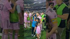 Vídeo: Tras perder ante Messi, Chiellini le pidió que se tomara una foto con sus hijas y este aceptó