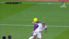 El penalti que reclama el Barça: Piqué acusa al árbitro