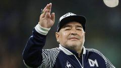 Maradona, aislado por ser "grupo de riesgo" ante el coronavirus
