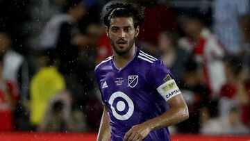 ORLANDO, FLORIDA - JULY 31: Carlos Vela #10 of the MLS All-Stars controls the ball during the 2019 MLS All-Star Game at Exploria Stadium on July 31, 2019 in Orlando, Florida.   Sam Greenwood/Getty Images/AFP == FOR NEWSPAPERS, INTERNET, TELCOS &amp; TELEVISION USE ONLY ==