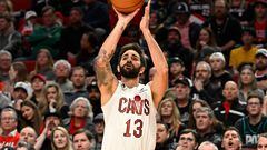 PORTLAND, OREGON - JANUARY 12: Ricky Rubio #13 of the Cleveland Cavaliers shoots a three-pointer during the third quarter against the Portland Trail Blazers at the Moda Center on January 12, 2023 in Portland, Oregon. The Cleveland Cavaliers won 119-113. NOTE TO USER: User expressly acknowledges and agrees that, by downloading and or using this photograph, User is consenting to the terms and conditions of the Getty Images License Agreement.   Alika Jenner/Getty Images/AFP (Photo by Alika Jenner / GETTY IMAGES NORTH AMERICA / Getty Images via AFP)