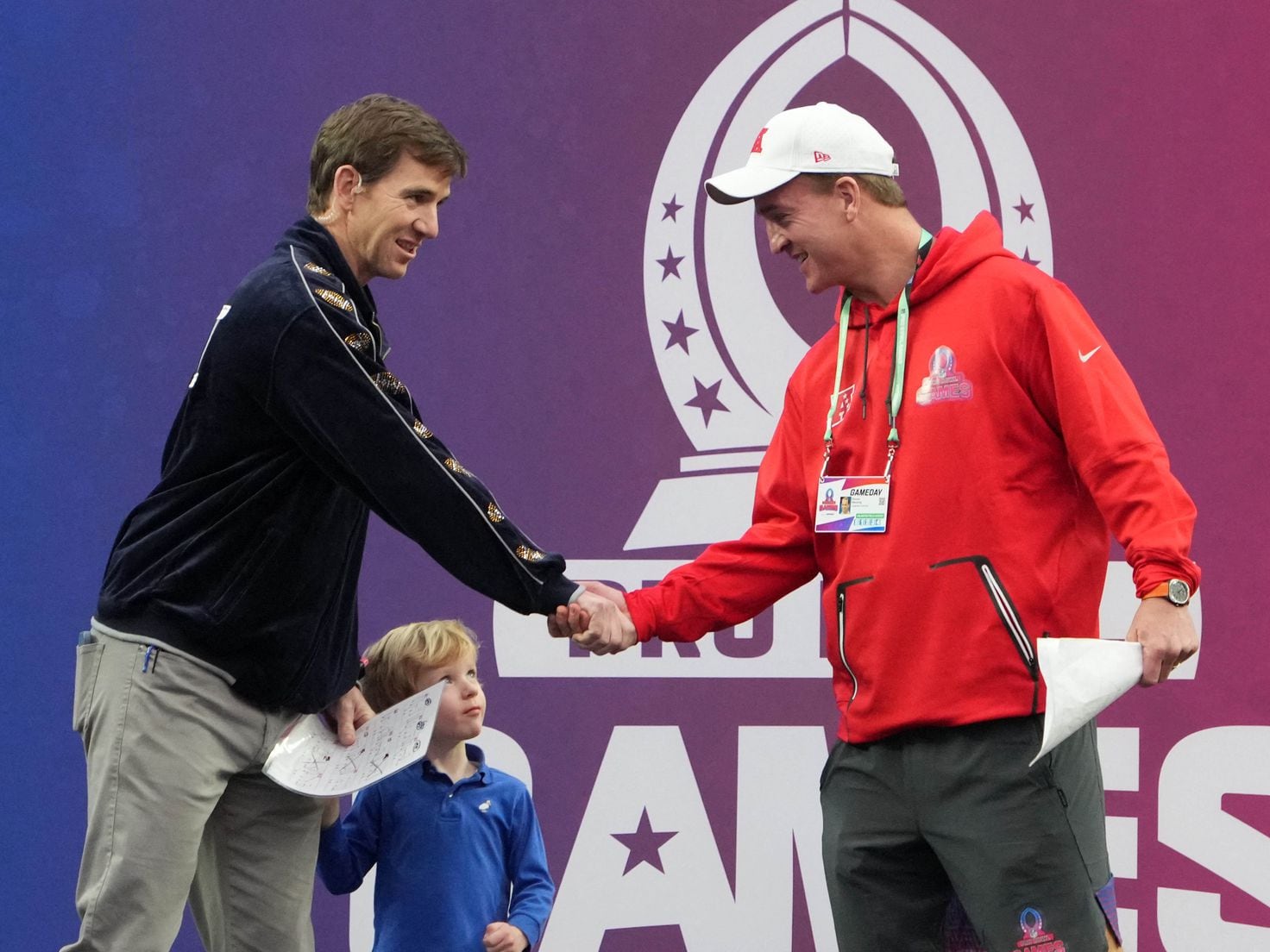 Peyton and Eli Manning first meeting after Superbowl 42 