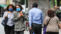 COVID en México, resumen 15 de mayo: vacunas para rezagados, semáforo y casos