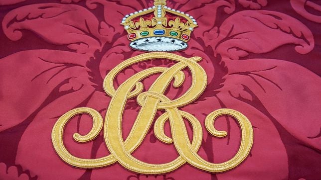 What’s the meaning of ‘ER’ and what will be the symbol of King Charles III?