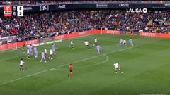 El gol del Madrid al final del partido con sonido ambiente para oír cuándo pitó Gil Manzano