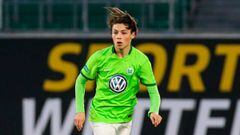 El joven volante juega en las categor&iacute;as inferiores del Wolfsburgo y podr&iacute;a acompa&ntilde;ar a Marco Fabi&aacute;n y Chicharito en la liga alemana.