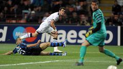 En el 4-1 Bale se fue de Maicon, Zanetti y Walter Samuel...