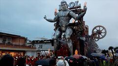 Cristiano es un titán hasta en los carnavales: la carroza en su honor de más de 20 metros