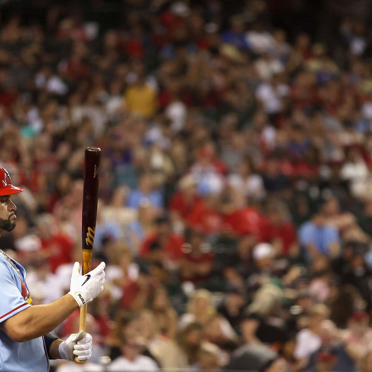 St. Louis Cardinals slugger Albert Pujols 'chases' baseball history: 700  home runs