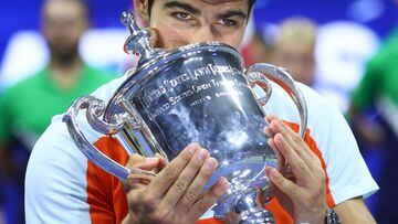 Carlos Alcaraz, con solo 19 años, es el nuevo campeón del US Open.