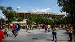 Miles de aficionados llegaron  para vivir el partido entre Colombia y Chile 