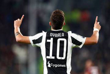 Juventus' Paulo Dybala celebrates