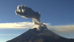 Volcán Popocatépetl registra nueva explosión; así arrojó material incandescente