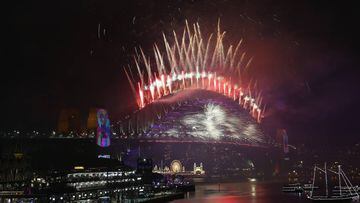 La ciudad australiana celebra entre fuegos artificiales la llegada del nuevo a&ntilde;o.
