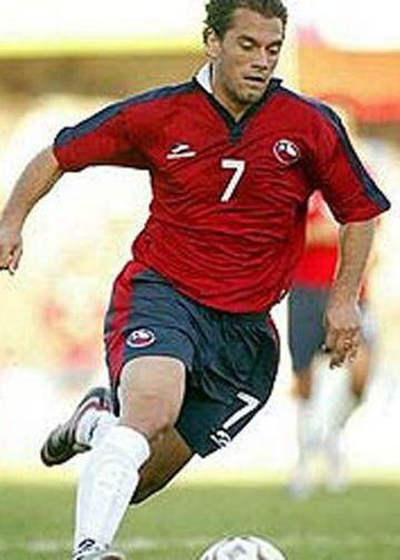 José Luis Villanueva había destacado en Palestino y fue titular en el preolímpico. Recordado es su llanto después del gol a Uruguay. Después del torneo fichó por Cobreloa.