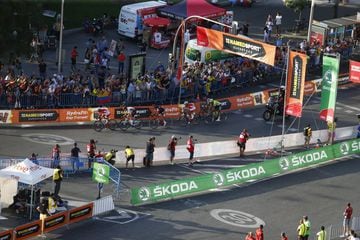 Simon Yates se corona como vencedor de la Vuelta en Madrid