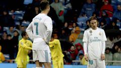 Modric y Cristiano se lamentan por el gol del Villarreal, celebrado por sus jugadores.