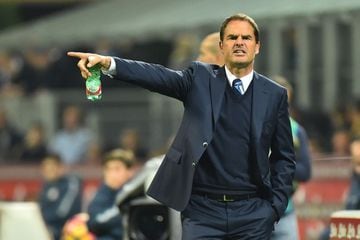 Fue destituido en noviembre de 2016, tras perder contra la Sampdoria, dejando al Inter de Milán en la decimosegunda posición de la tabla tras 11 jornadas de la Serie A. 