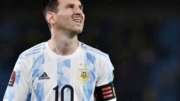 BARRANQUILLA, COLOMBIA - JUNE 08: Lionel Messi of Argentina looks on during a match between Colombia and Argentina as part of South American Qualifiers for Qatar 2022 at Estadio Metropolitano on June 08, 2021 in Barranquilla, Colombia. (Photo by Gabriel A