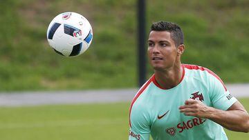 Cristiano est&aacute; concentrado con Portugal para disputar la Eurocopa.