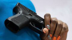 La Legislatura de Florida aprobó una nueva ley que permitirá portar un arma cargada oculta en cualquier lugar sin un permiso. Así funciona.