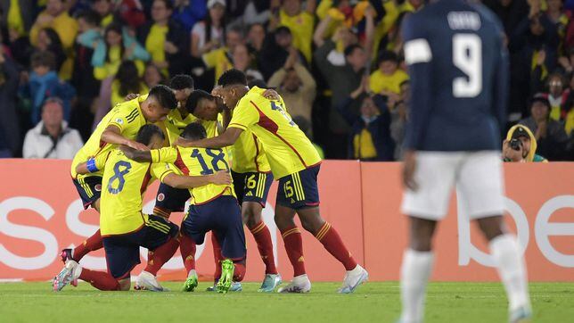 Colombia supera a Ecuador y acaricia la clasificación