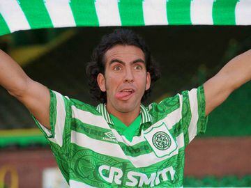 El polémico delantero centro italiano llegó al Celtic en la temporada 96/97 procedente del Milan.