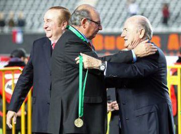Blatter estuvo en el tercer lugar y en la final de la Copa América del 2011. No estará el 2015.