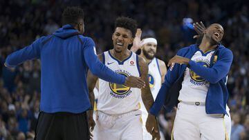 November 8, 2017; Oakland, CA, USA; Golden State Warriors guard Nick Young (6) is congratulated by forward Andre Iguodala (9, right) after making a basket against the Minnesota Timberwolves during the third quarter at Oracle Arena. The Warriors defeated the Timberwolves 125-101. Mandatory Credit: Kyle Terada-USA TODAY Sports
