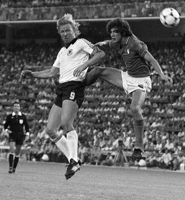 El jugador alemán de 1,88 metros era el prototipo de jugador germano grande y fuerte. Es reconocido como uno de los grandes rematadores de cabeza de la época, apodado "la Bestia de los Cabezazos". Fue el líder de la Alemania que ganó la Eurocopa de 1980 y del Hamburgo campeón de Europa de 1983. 