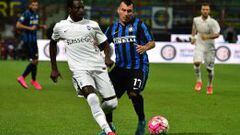 Gary Medel es capit&aacute;n en el Inter que enfrenta al Atalanta. 