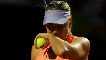 Injury added to insult as Sharapova retires in Rome