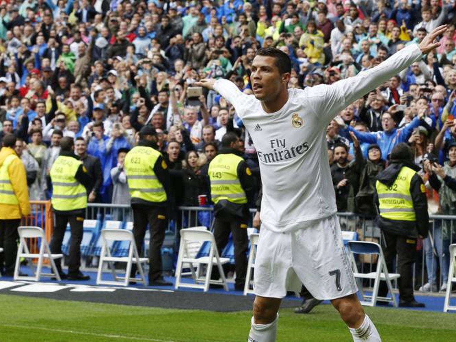 Ronaldo scores 200 goals for Real Madrid at the Bernabéu - AS USA