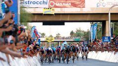 SAN JUAN, ARGENTINA - JANUARY 29: A general view of Sam Welsford of Australia and Team DSM, Giacomo Nizzolo of Italy and Team  Israel - Premier Tech, Fabio Jakobsen of Netherlands and Team Soudal Quick-Step, Yevgeny Gidich of Kazakhstan and Astana Qazaqstan Team, Danny Van Poppel of Netherlands and Team Bora - Hansgrohe, Jon Aberasturi of Spain and Team Trek - Segafredo and Peter Sagan of Slovakia and Team Total Energies sprint to win during the 39th Vuelta a San Juan International 2023, Stage 7 a 112km stage from San Juan to San Juan / #VueltaSJ2023 / on January 29, 2023 in San Juan, Argentina. (Photo by Maximiliano Blanco/Getty Images)