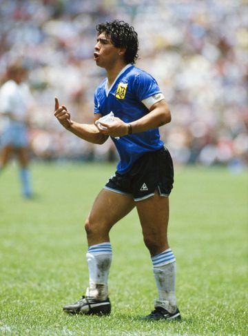 'El Pelusa' fue campeón mundial en México 86, sin embargo no aprovechó las tres oportunidades que tuvo para ganar la Copa América y lo más cerca que se quedó fue en Cuartos de Final.