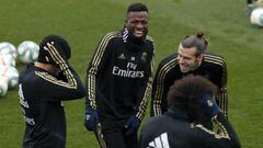 Bale y Vinicius, en el entrenamiento del Madrid.